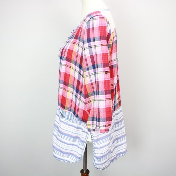 Niko and… Red Plaid Striped Button Front Floral Eyelet Tunic Women’s Size M - Picture 8 of 16